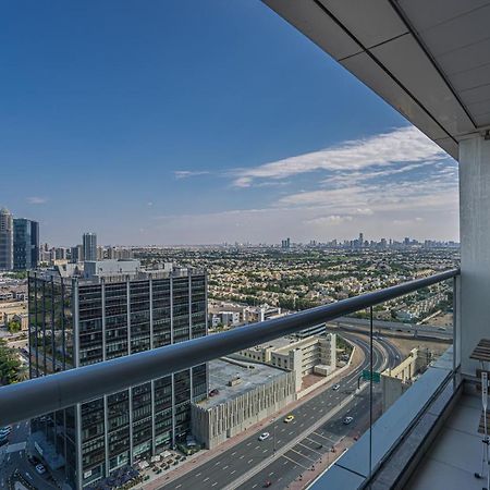 Higuests - Modern Studio With Incredible City Skyline View Дубай Экстерьер фото
