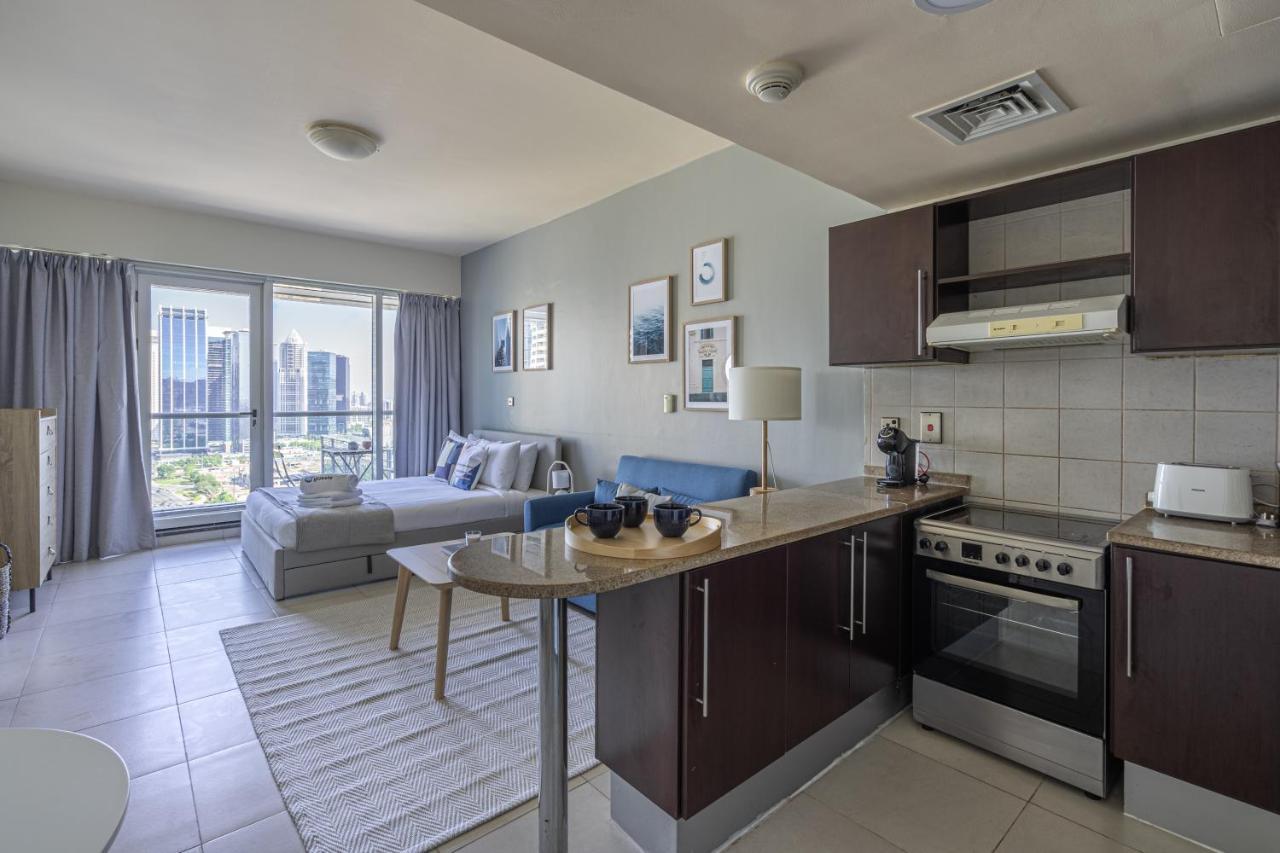 Higuests - Modern Studio With Incredible City Skyline View Дубай Экстерьер фото